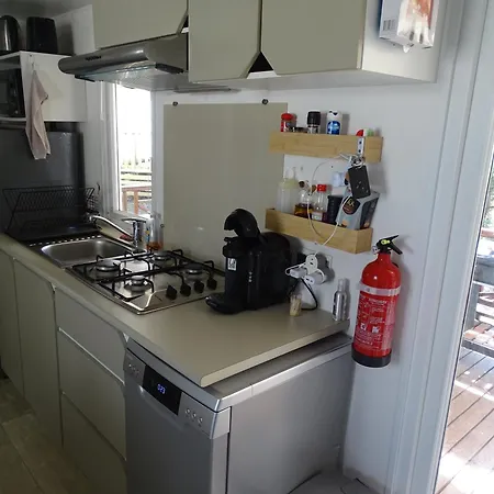 Rivages Des Landes Mobil-home Climatisé Et Tv Camping *